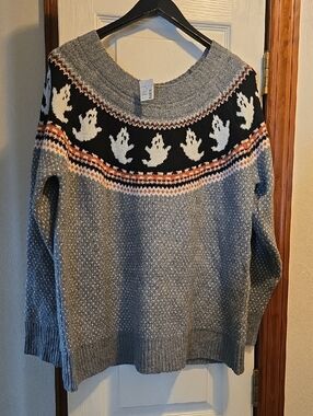 Gray Ghost Fair Isle Sweater - Cozy Women’s Knit